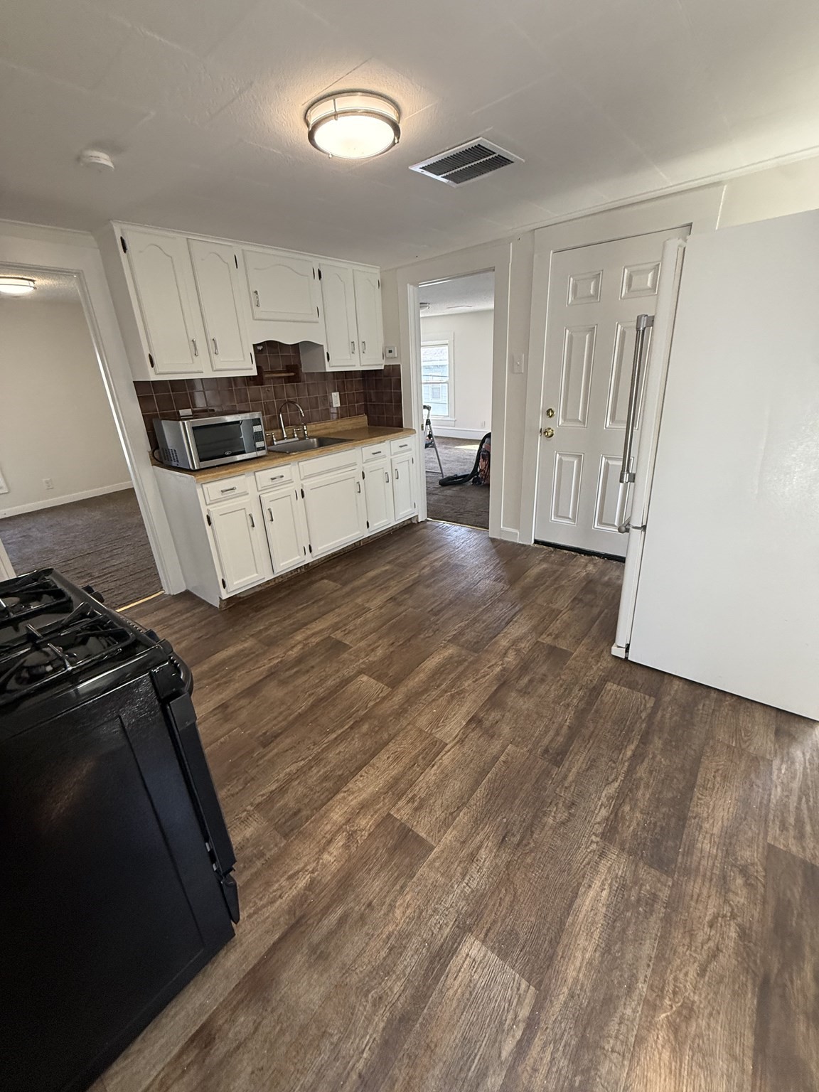 321 Lawrence St. # 3 Property Photo 1