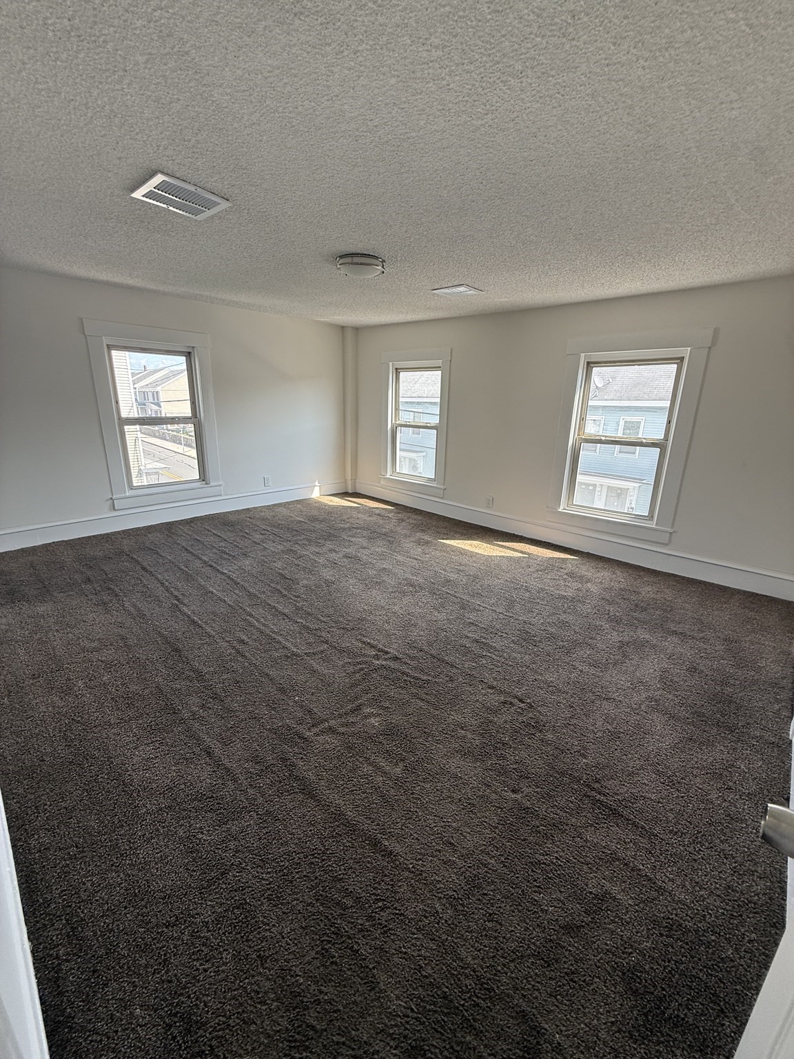 321 Lawrence St. # 3 Property Photo 4