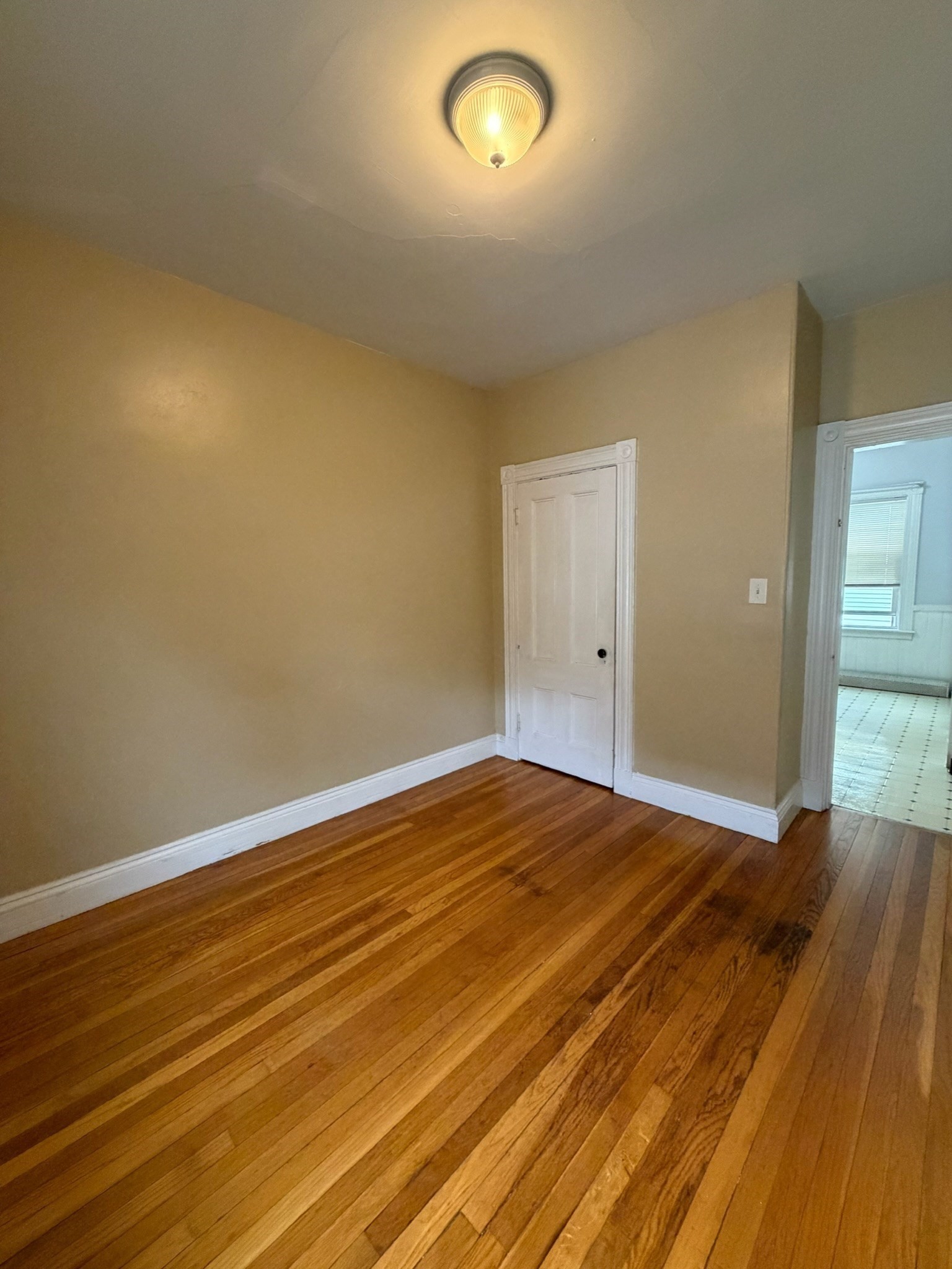 170 Safford St # 2 Property Photo 9
