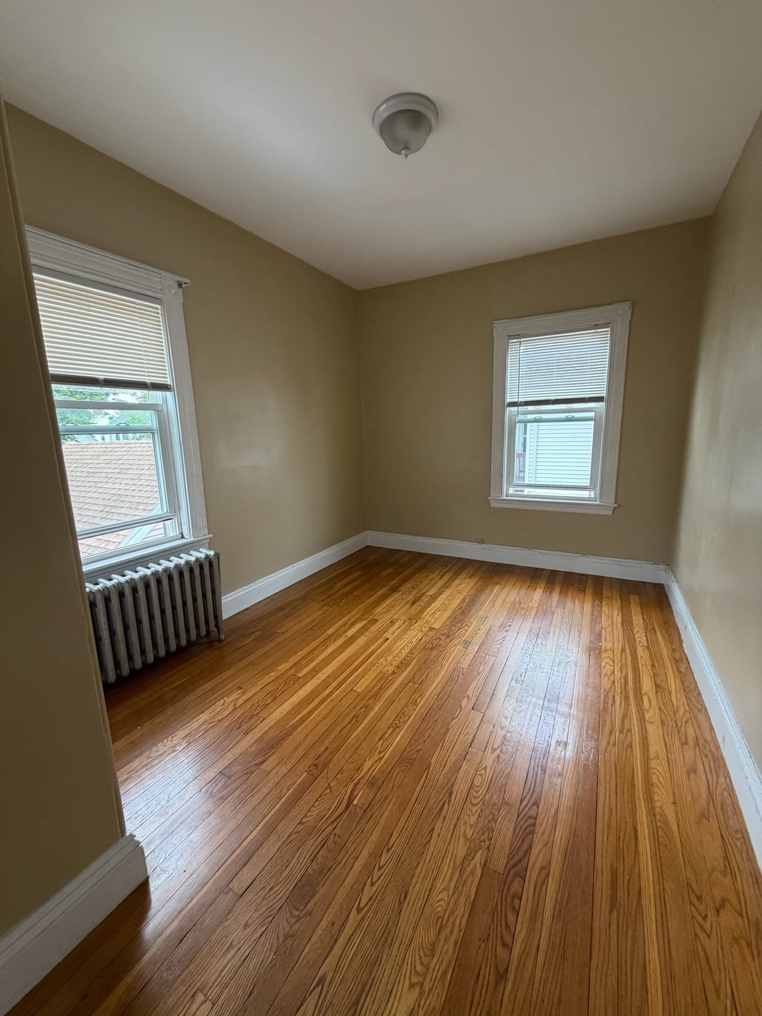 170 Safford St # 2 Property Photo 10
