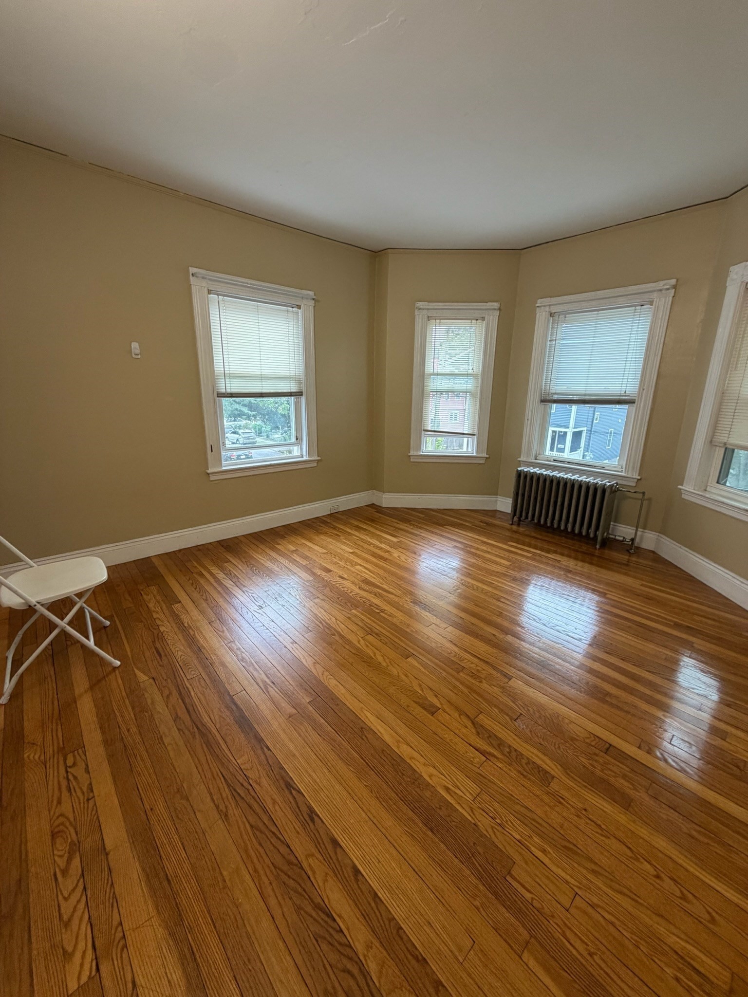 170 Safford St # 2 Property Photo 12