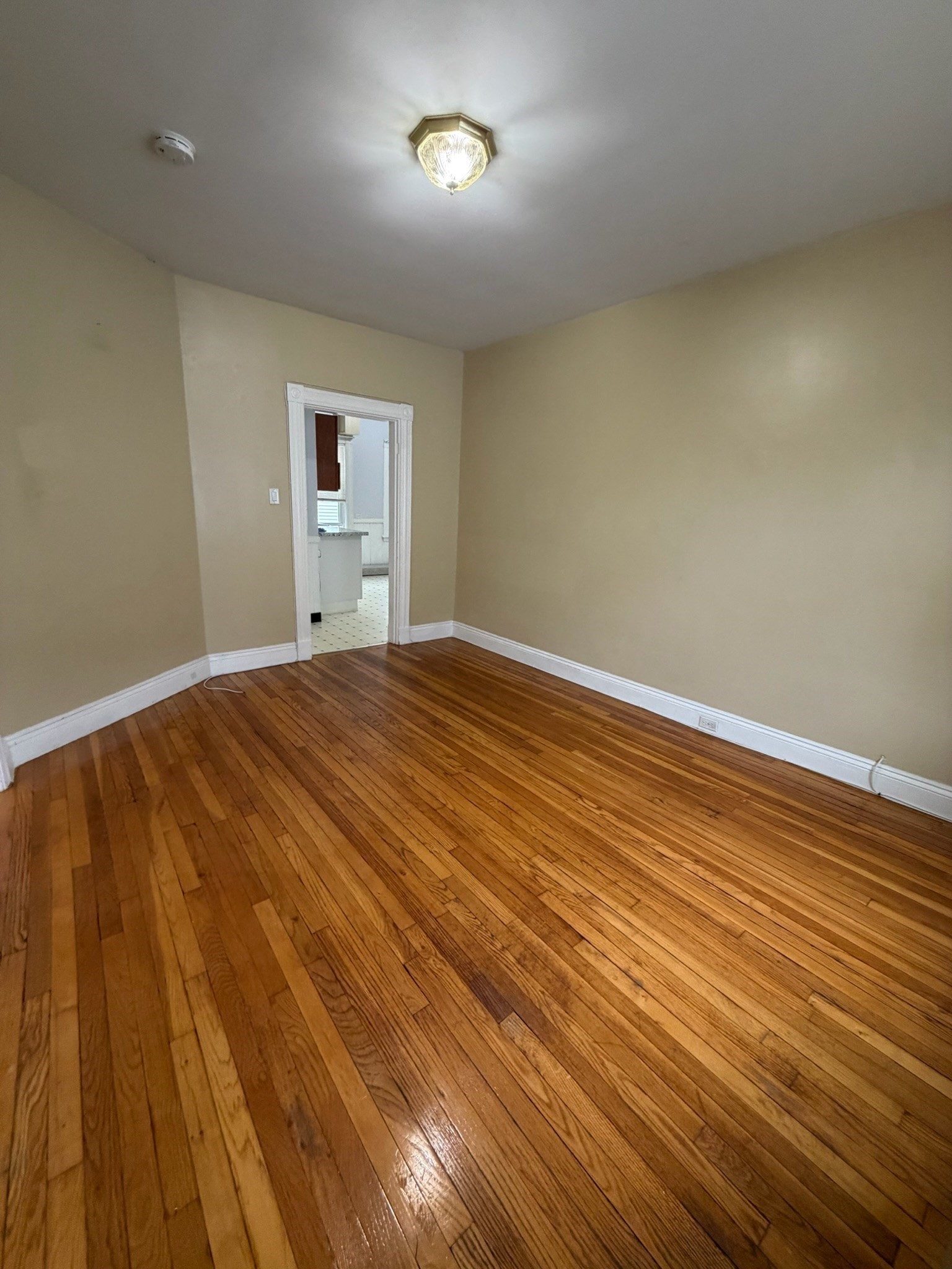 170 Safford St # 2 Property Photo 15