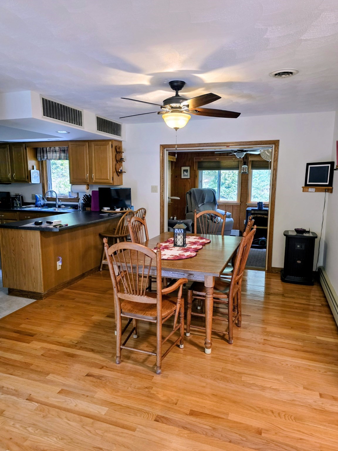 388 Sherbert Rd Property Photo 4