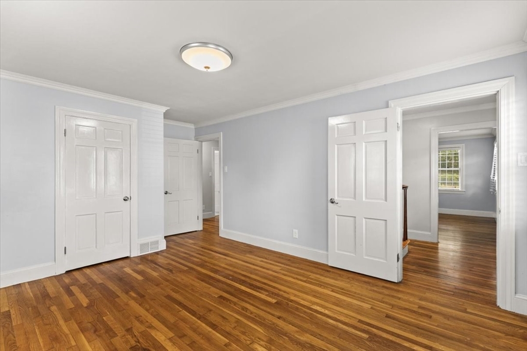 14 Whitehill St Property Photo 12