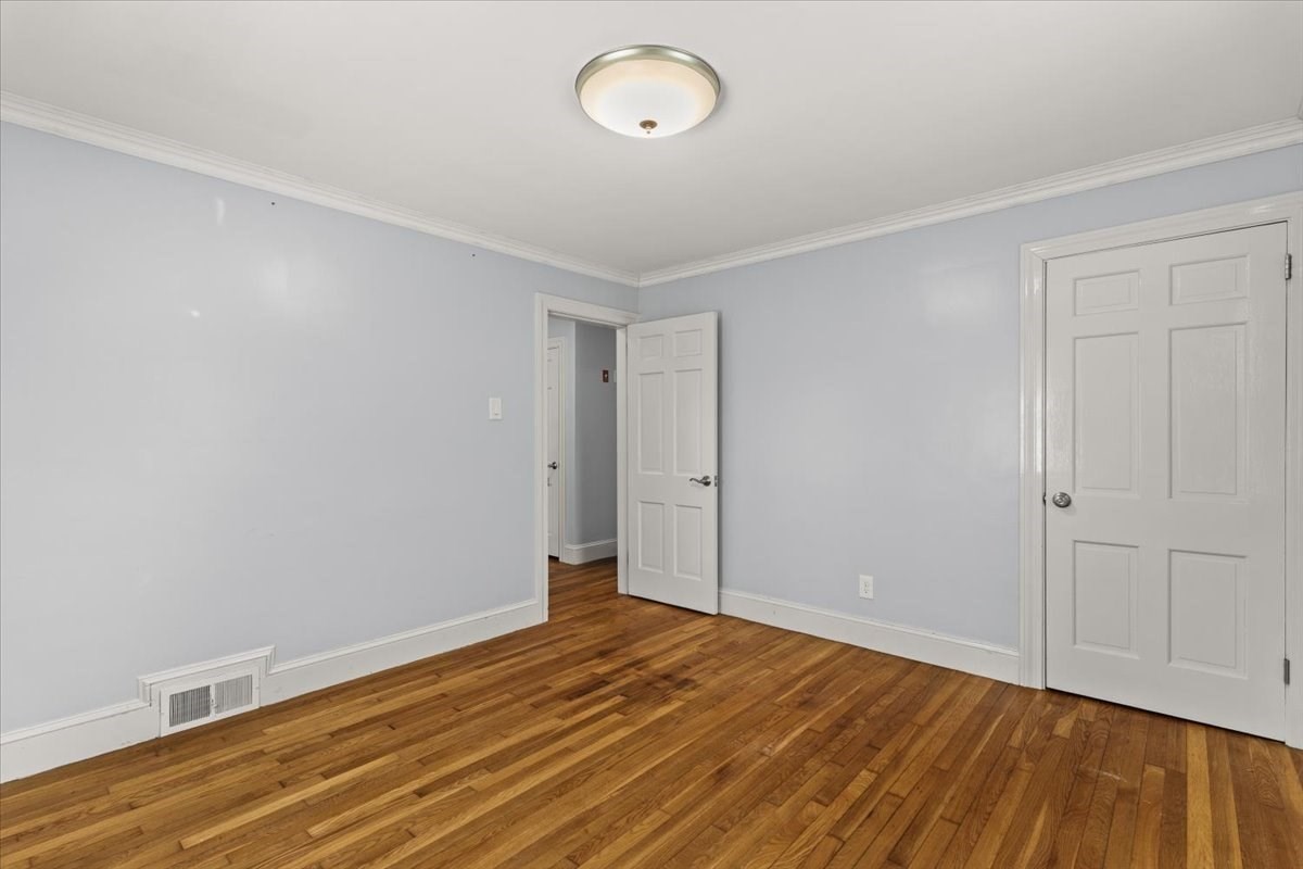 14 Whitehill St Property Photo 15