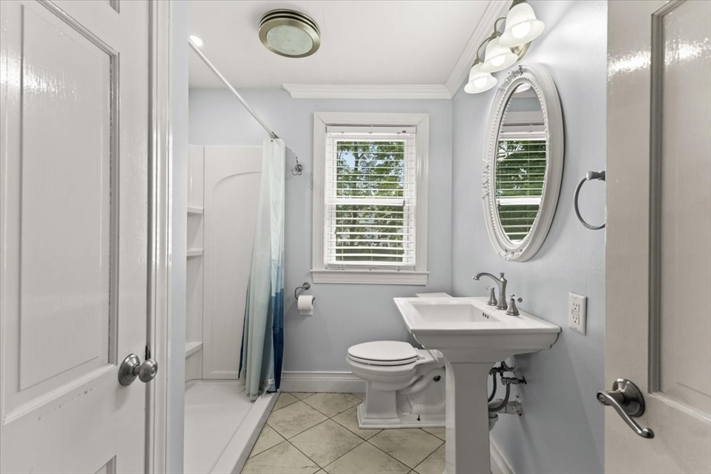 14 Whitehill St Property Photo 17