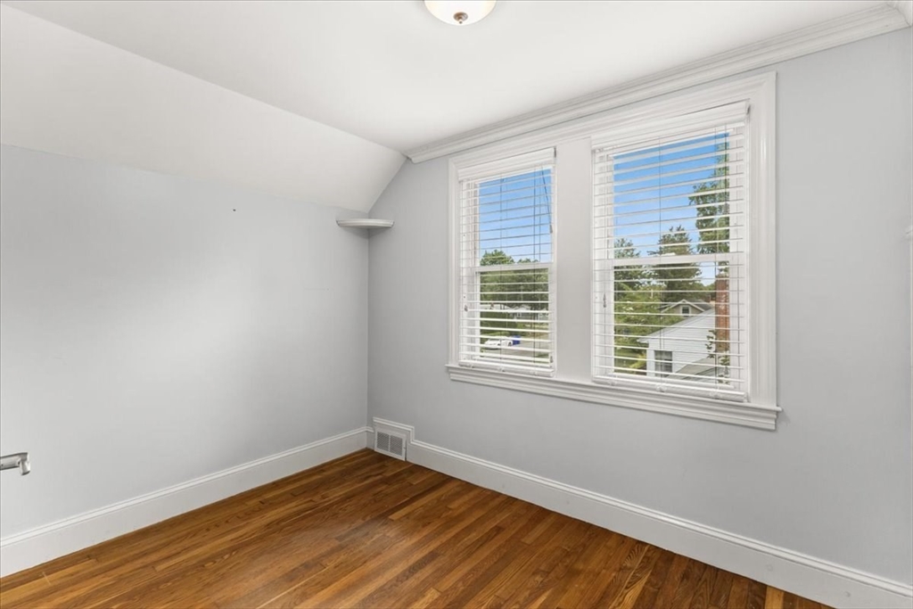 14 Whitehill St Property Photo 29