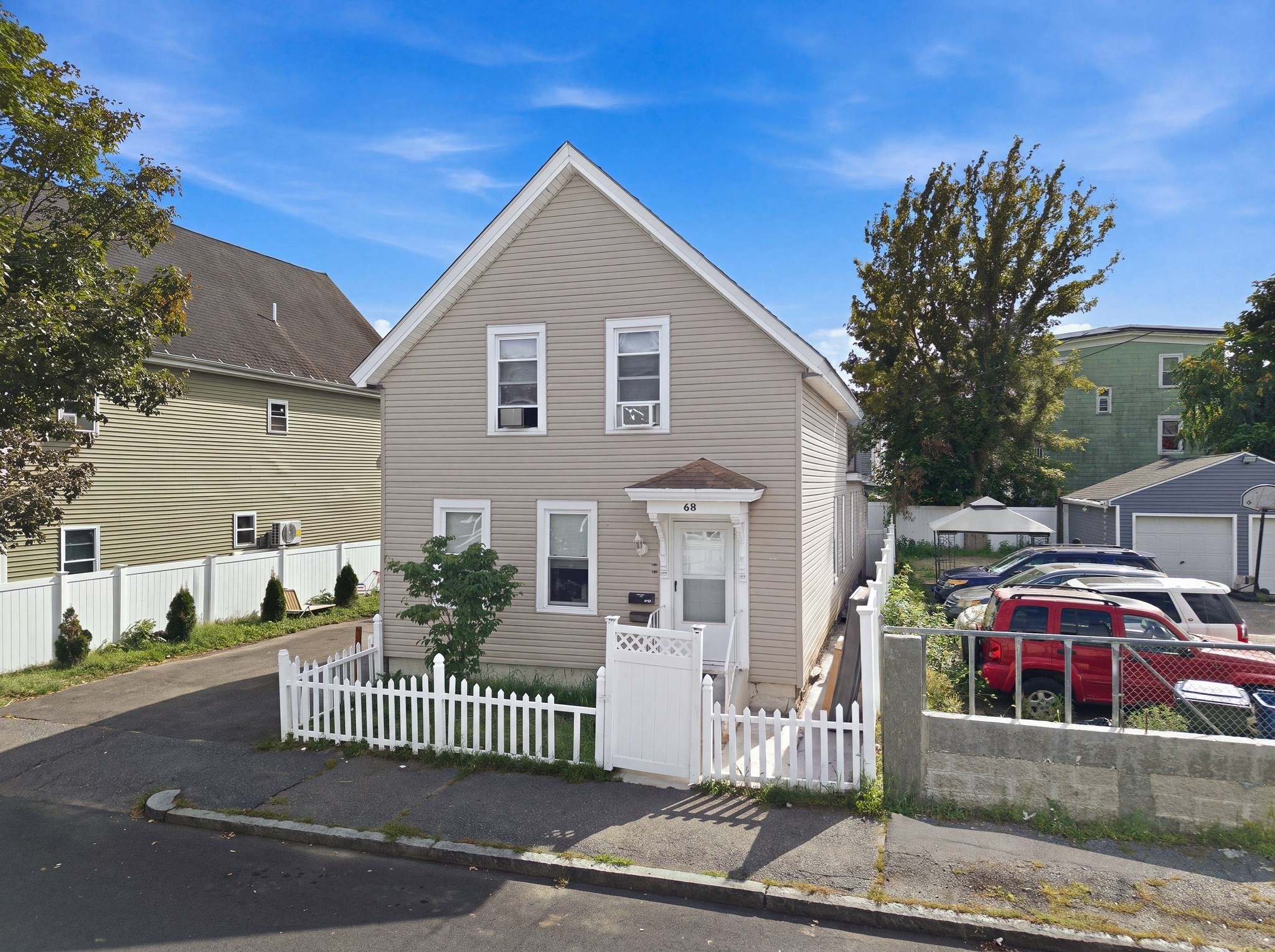 48 Washington St Property Photo 2