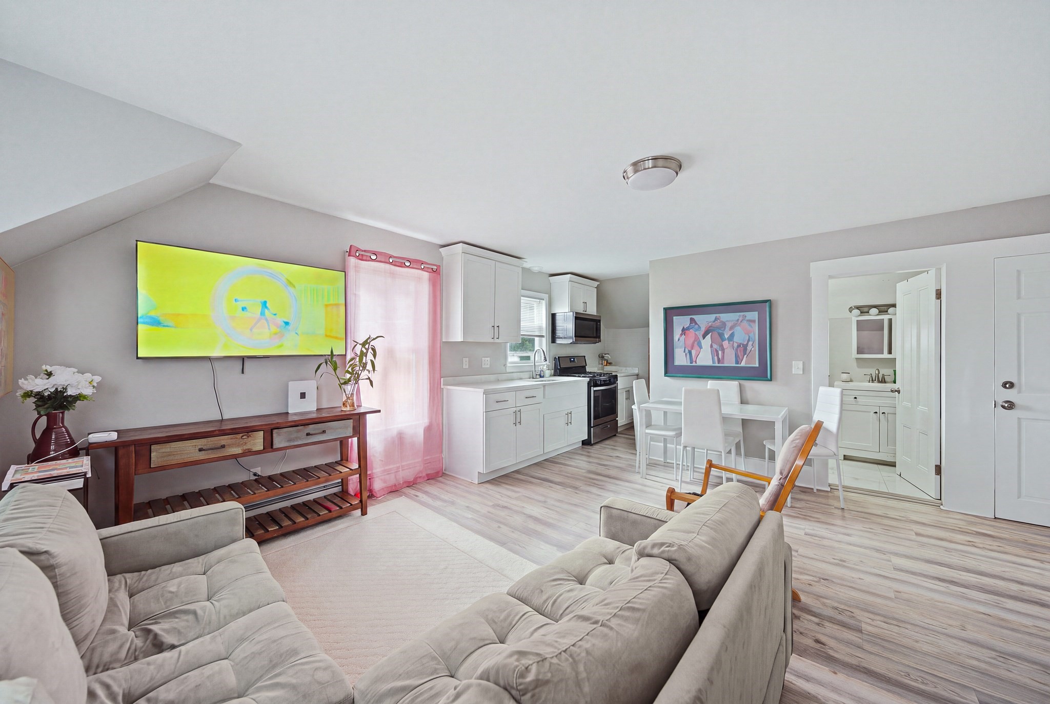 48 Washington St Property Photo 20