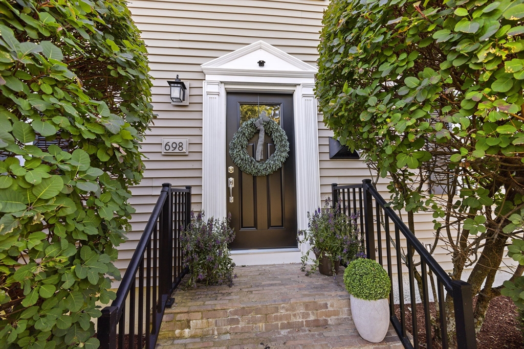 698 High St Property Photo 1