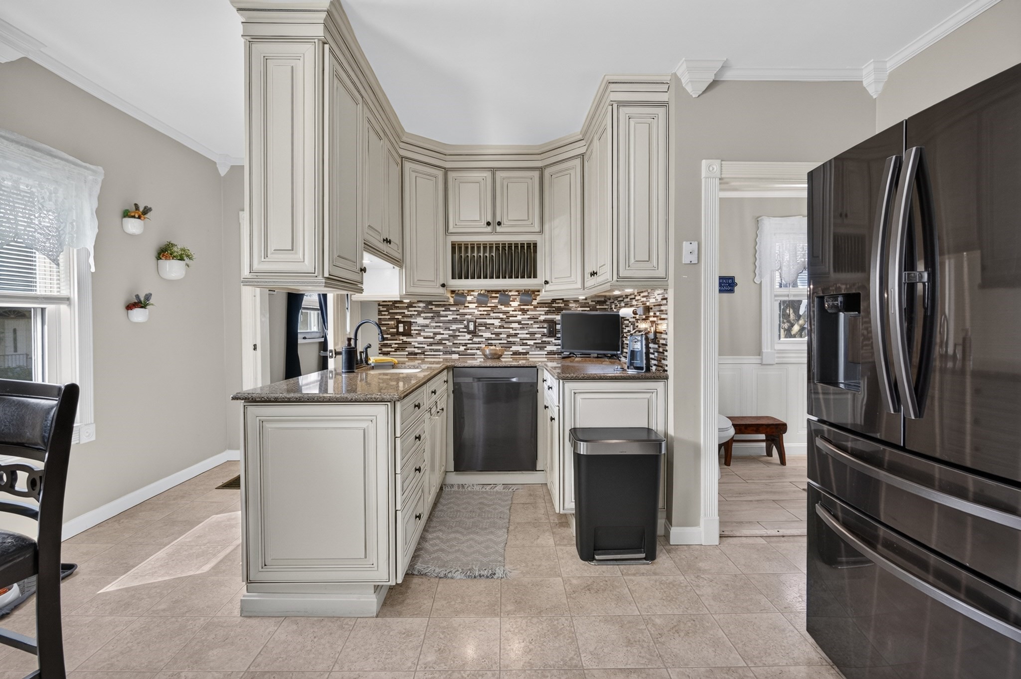 103 B Street Property Photo 7