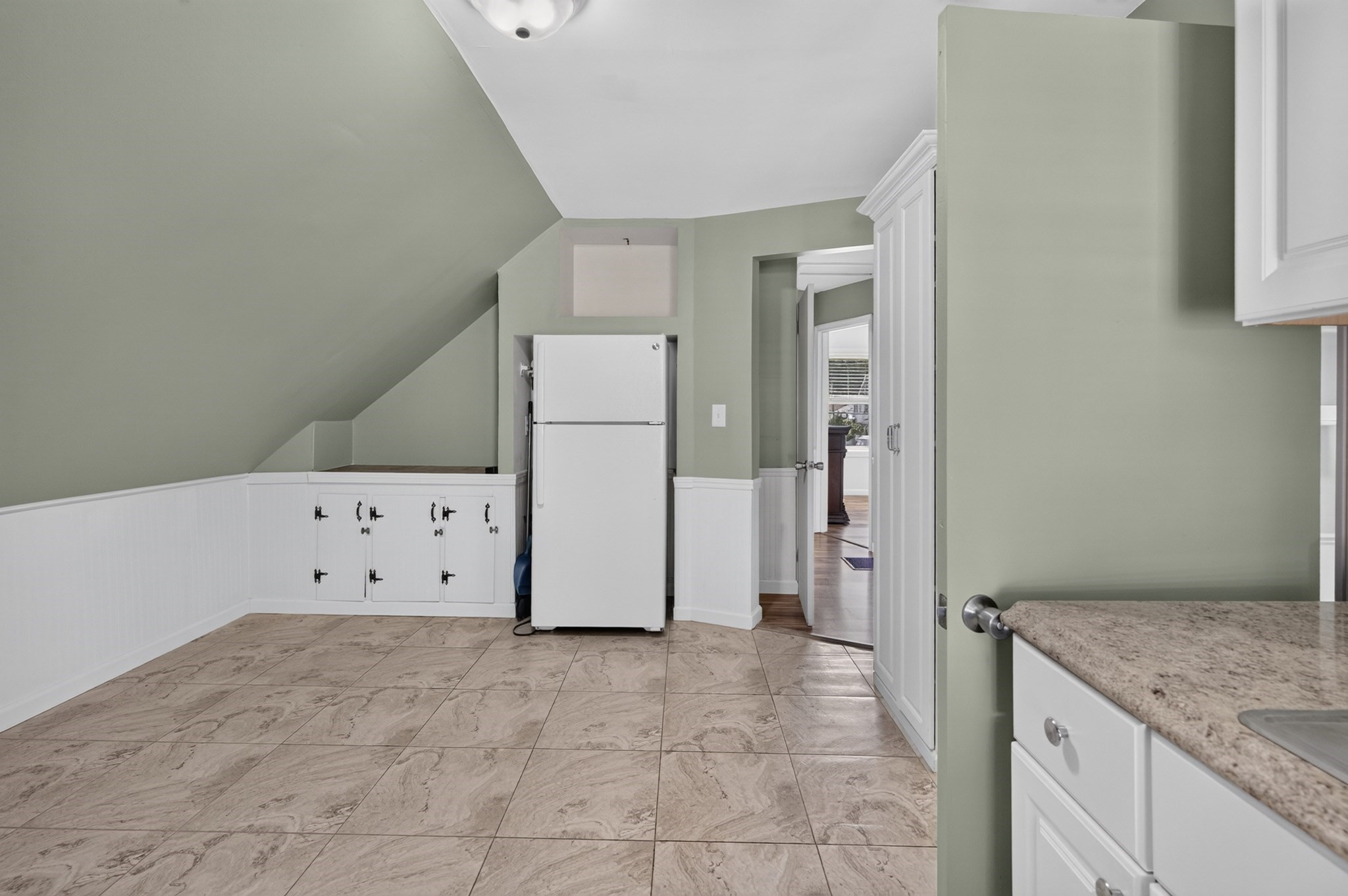 103 B Street Property Photo 29