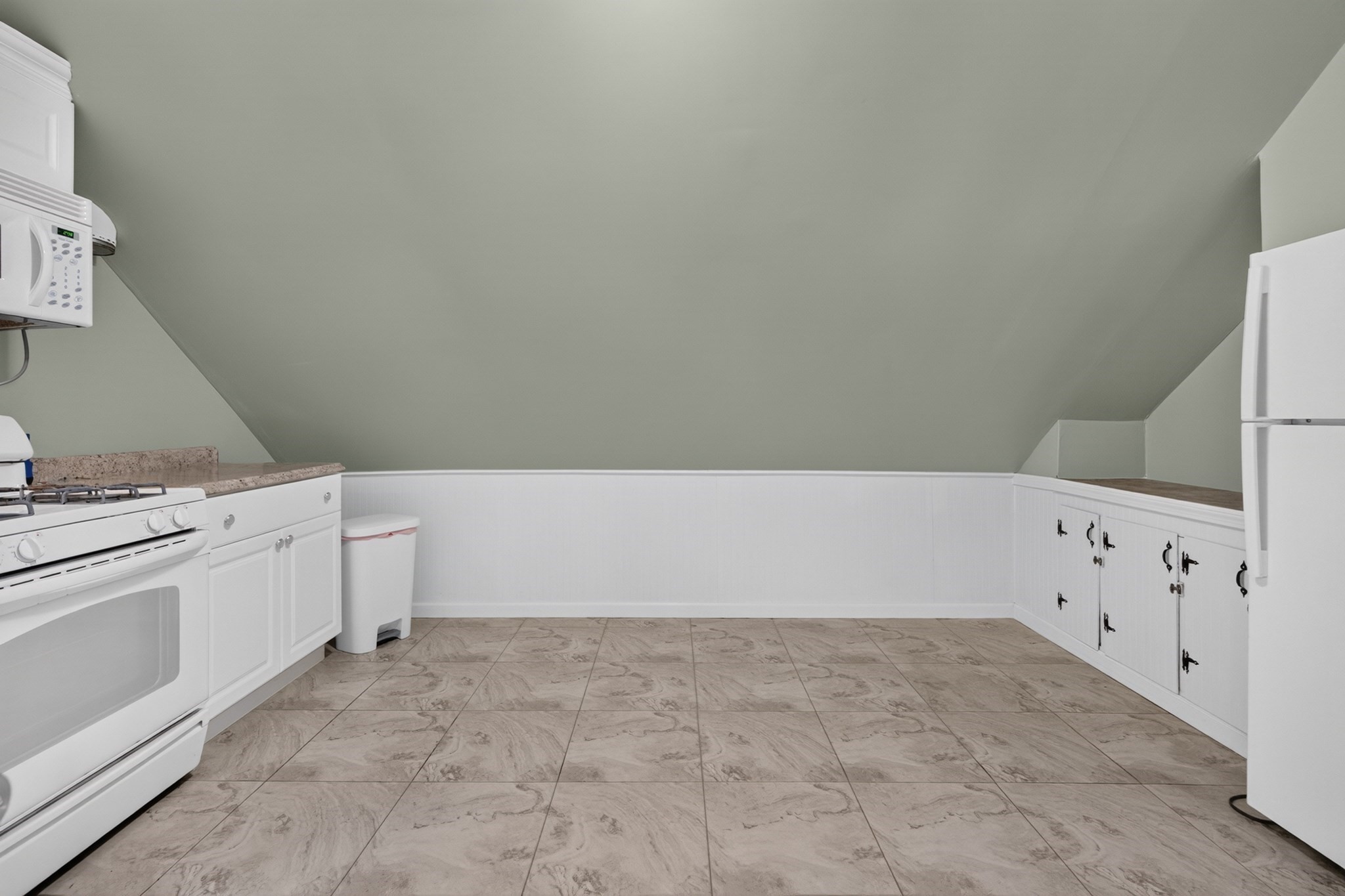 103 B Street Property Photo 32
