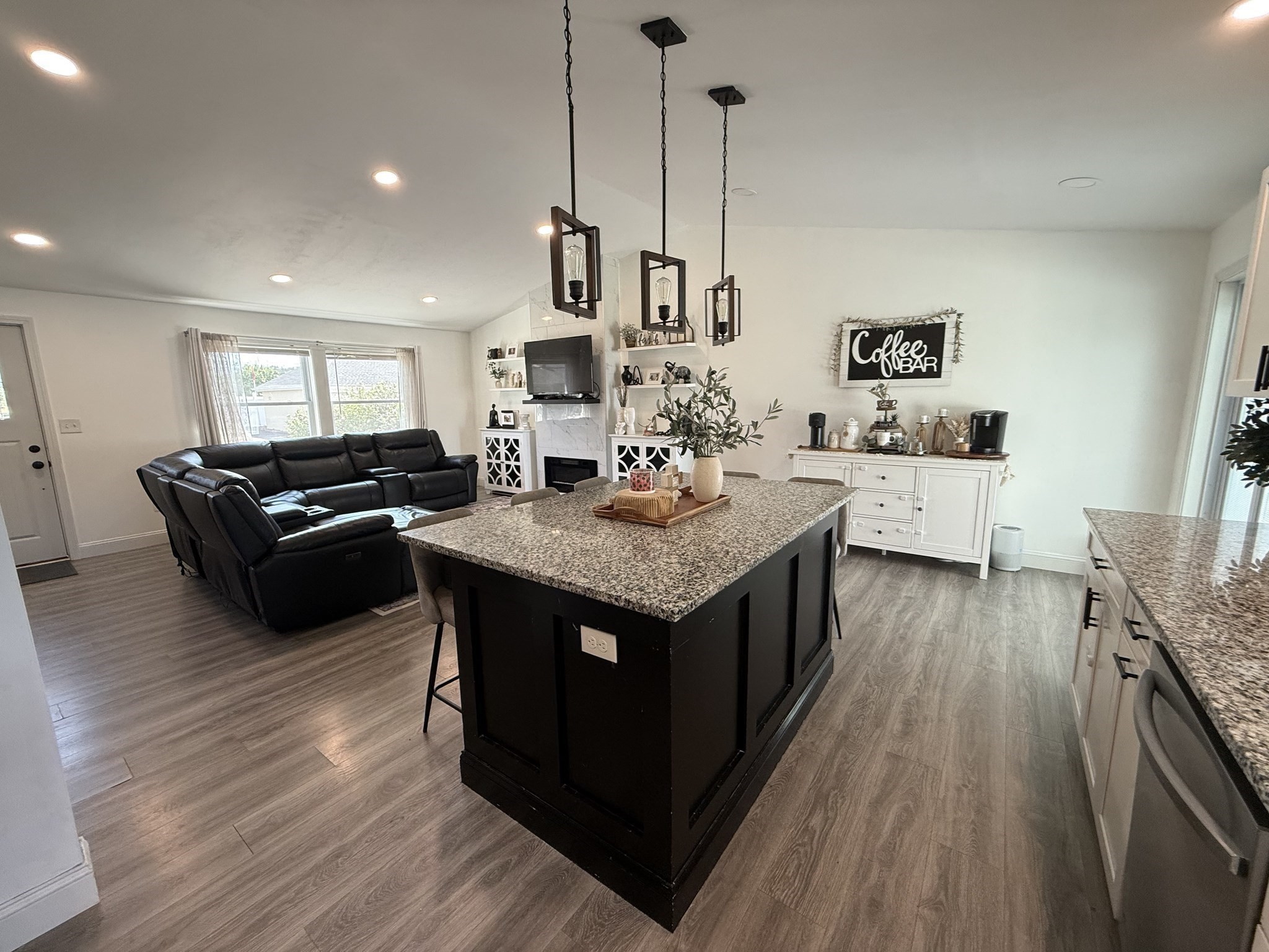 44 Hancock Property Photo 10