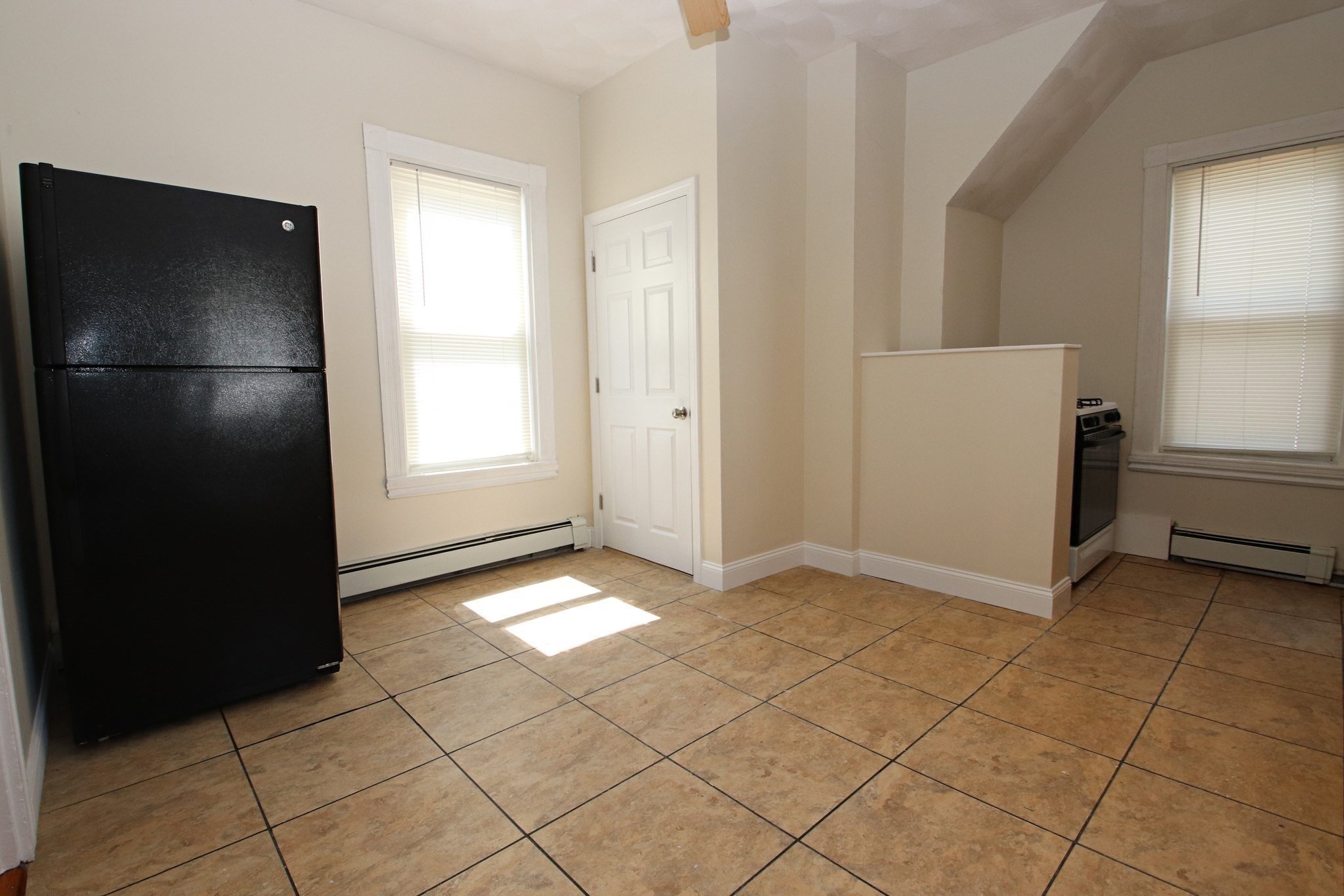 601 Lincoln Avenue Property Photo 12