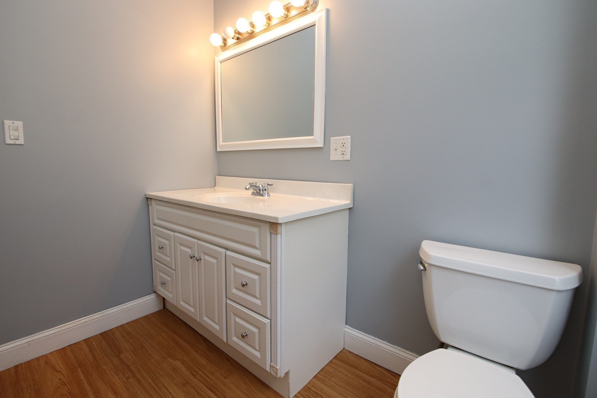 601 Lincoln Avenue Property Photo 31