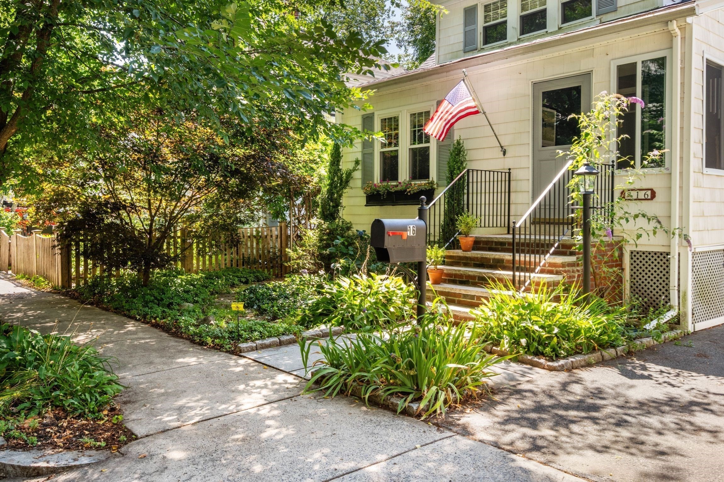 16 Longfellow Rd Property Photo 36
