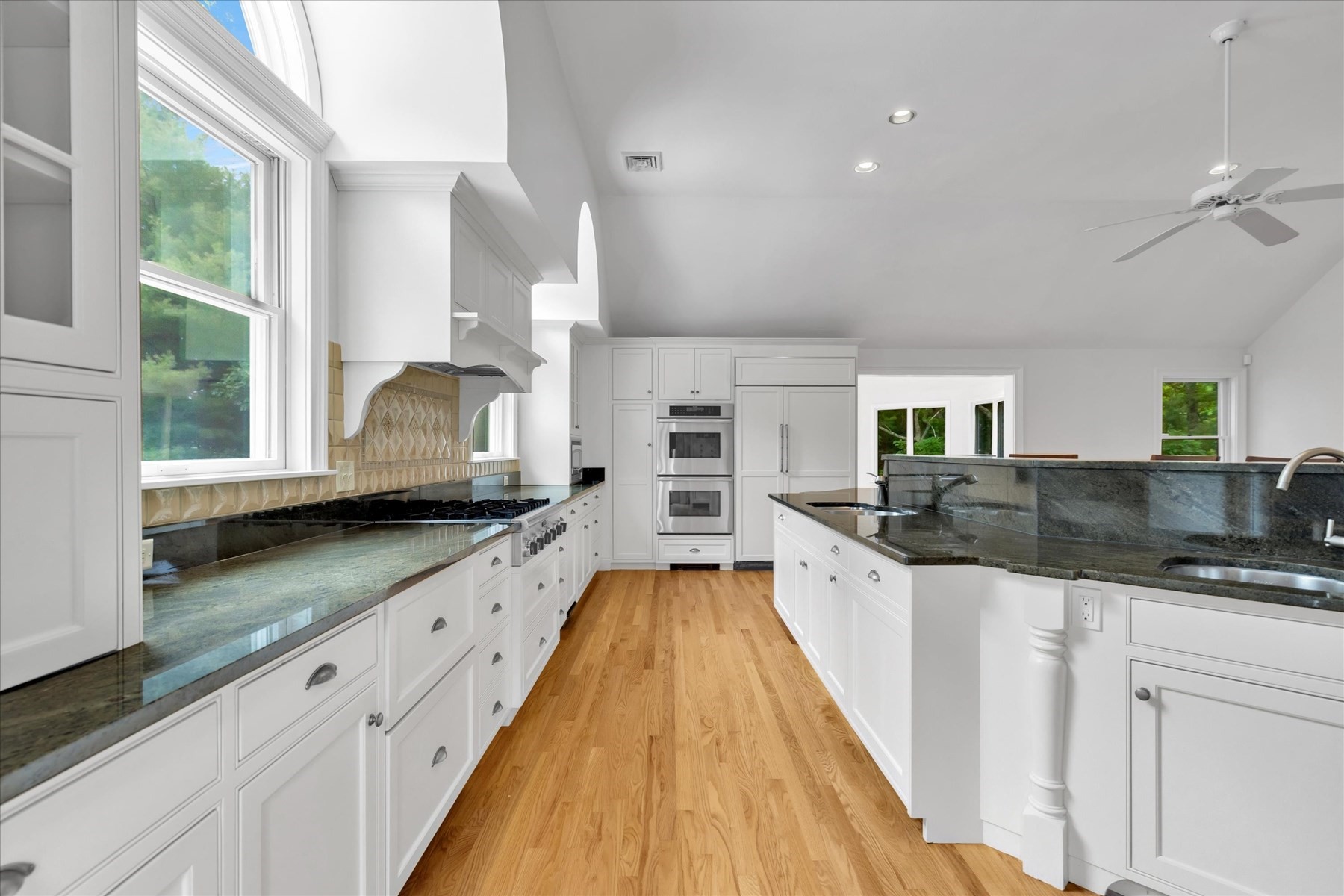 6 Heron Way Property Photo 12