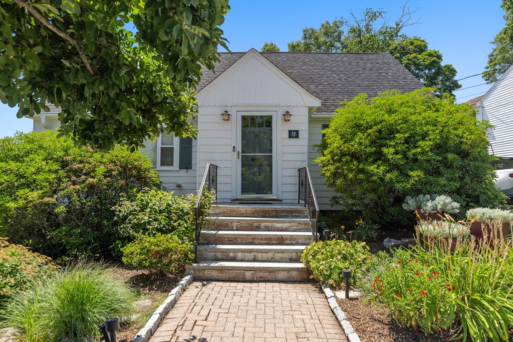 12 Arborview Rd Property Photo 1