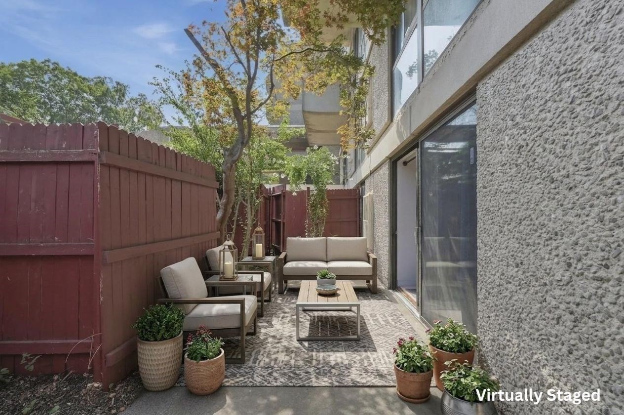 55 Tall Oaks Drive # L8 Property Photo 13