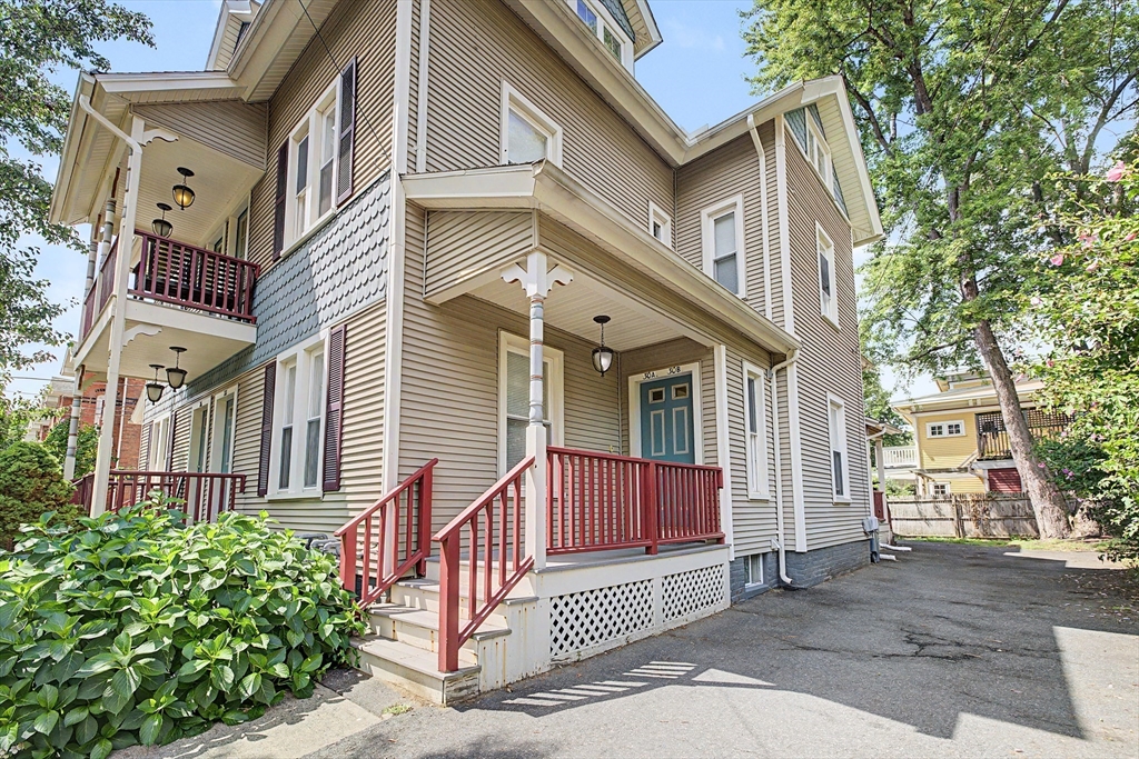 30 Graves Avenue # A Property Photo 1