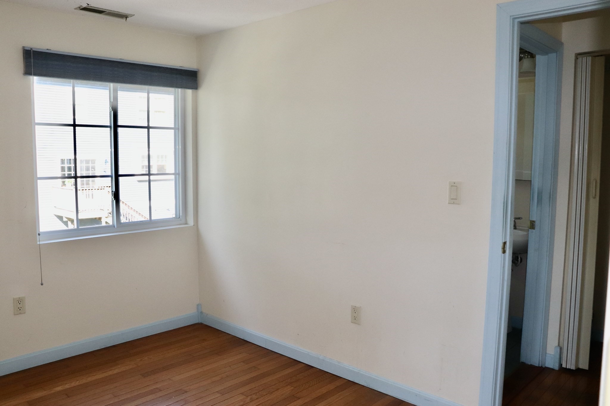 38 Walker St # 12 Property Photo 9