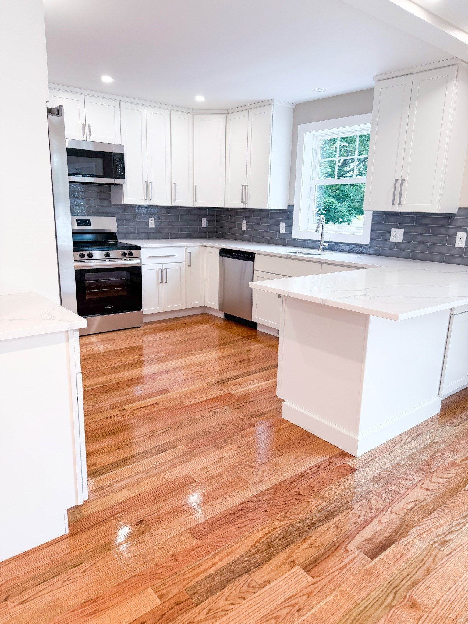 59 Sparks Street Property Photo 3