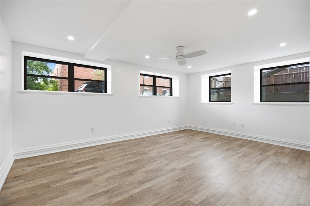24 Norman St # 1 Property Photo 12