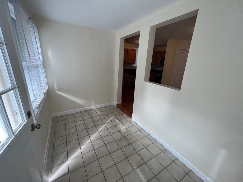 7 Gove Rd # A Property Photo 7