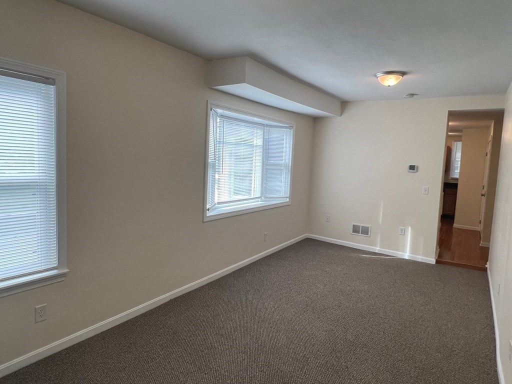 7 Gove Rd # A Property Photo 8