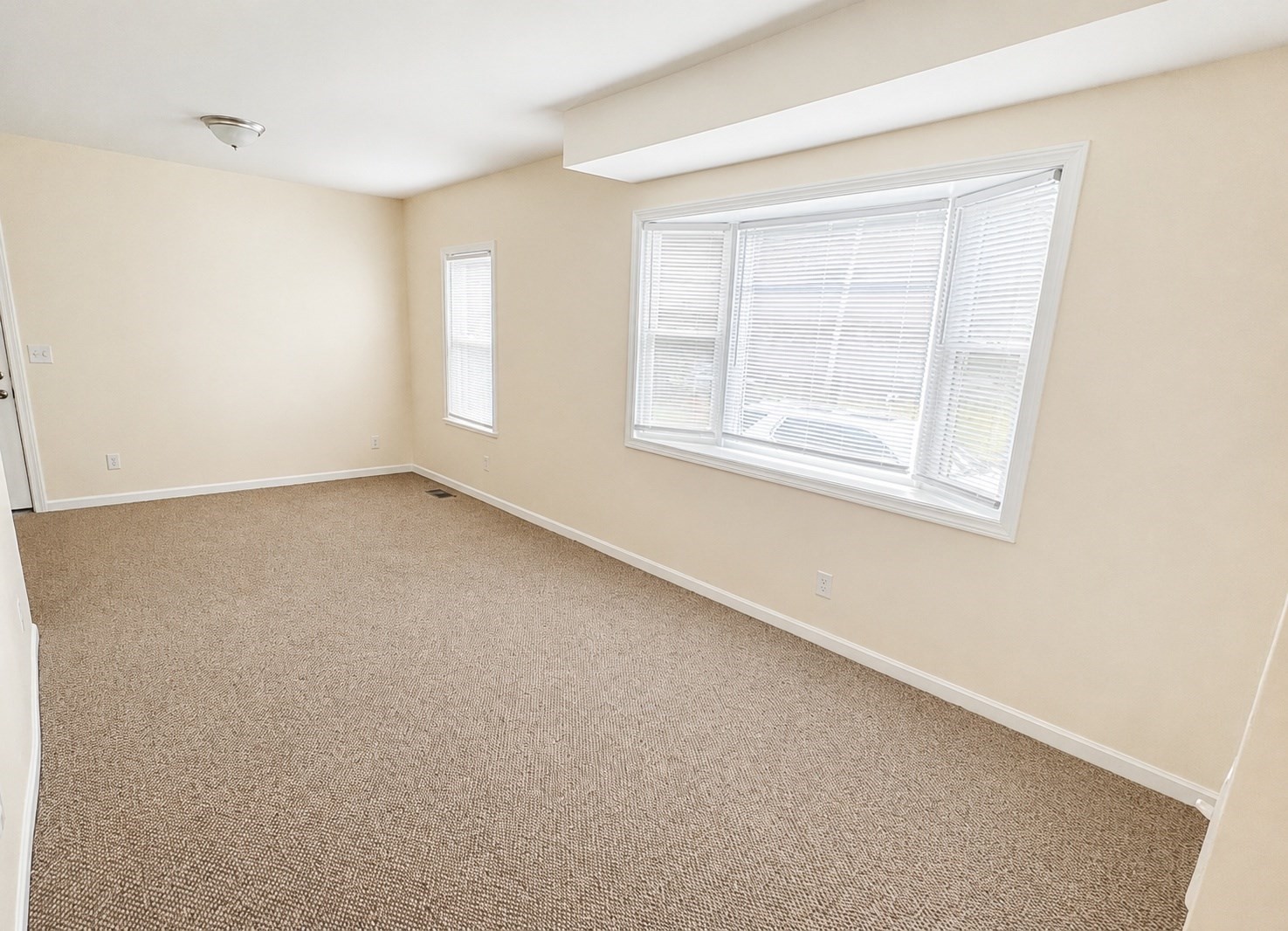 7 Gove Rd # A Property Photo 9