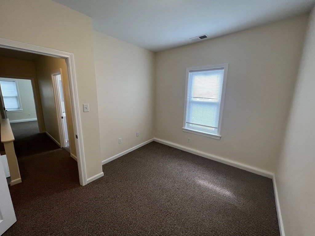 7 Gove Rd # A Property Photo 12