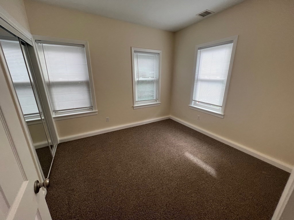 7 Gove Rd # A Property Photo 15