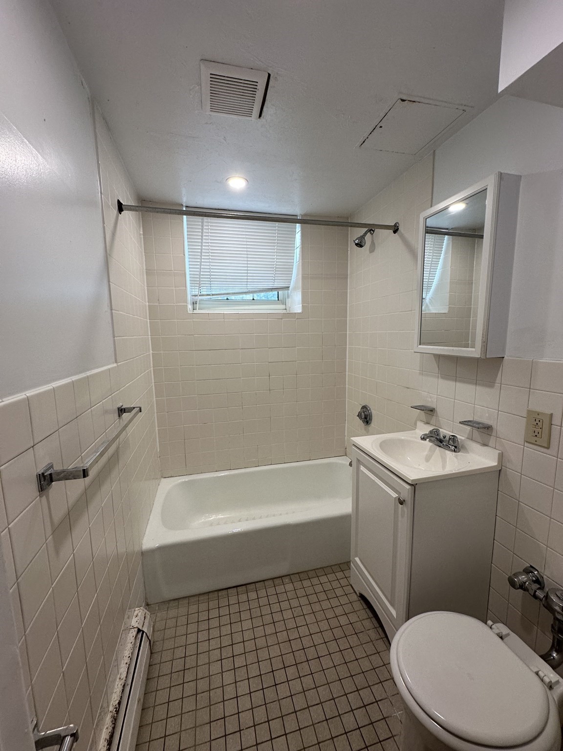 1 Craigie # B2 Property Photo 6