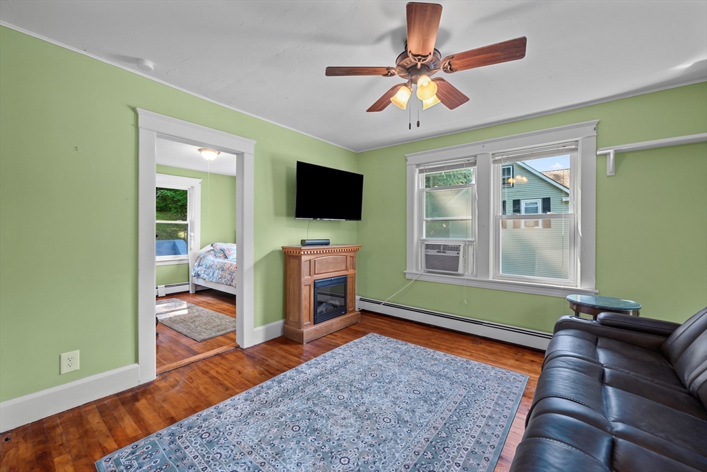 10 Tilbury St Property Photo 5