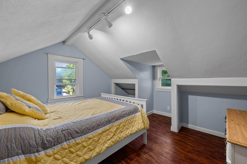 10 Tilbury St Property Photo 21