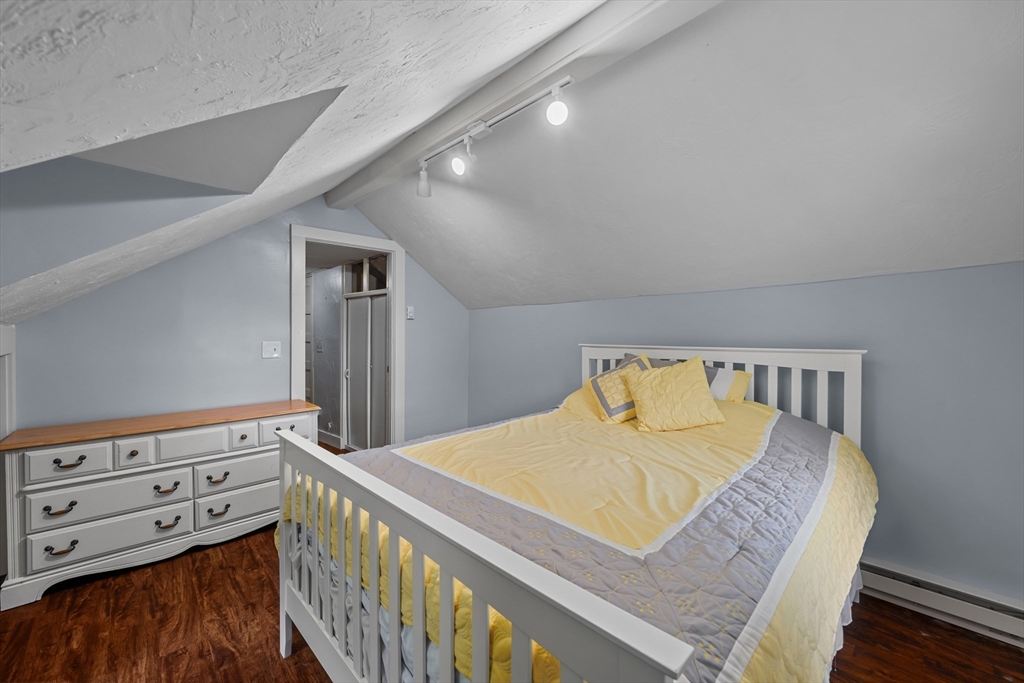 10 Tilbury St Property Photo 22