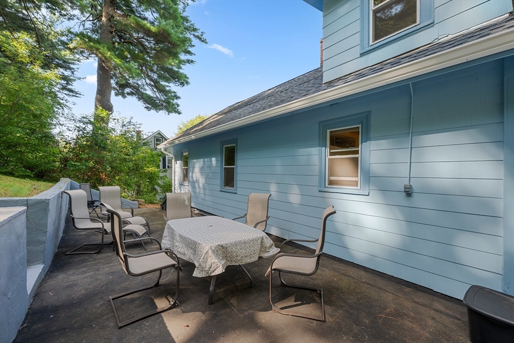 10 Tilbury St Property Photo 27