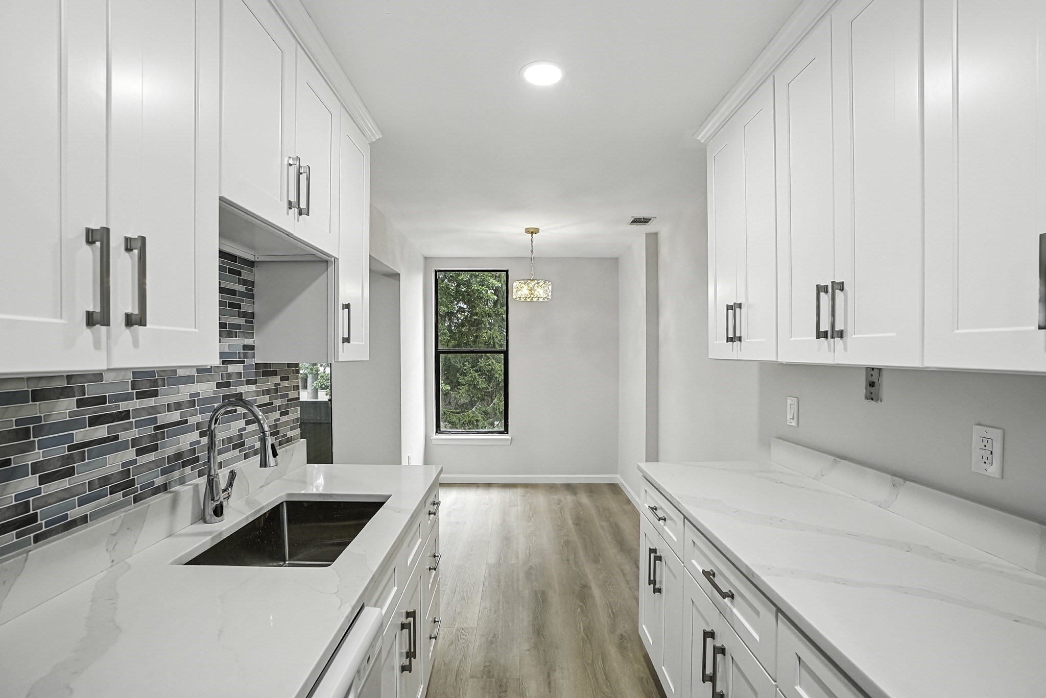 2 Shrewsbury Green Dr # J Property Photo 15
