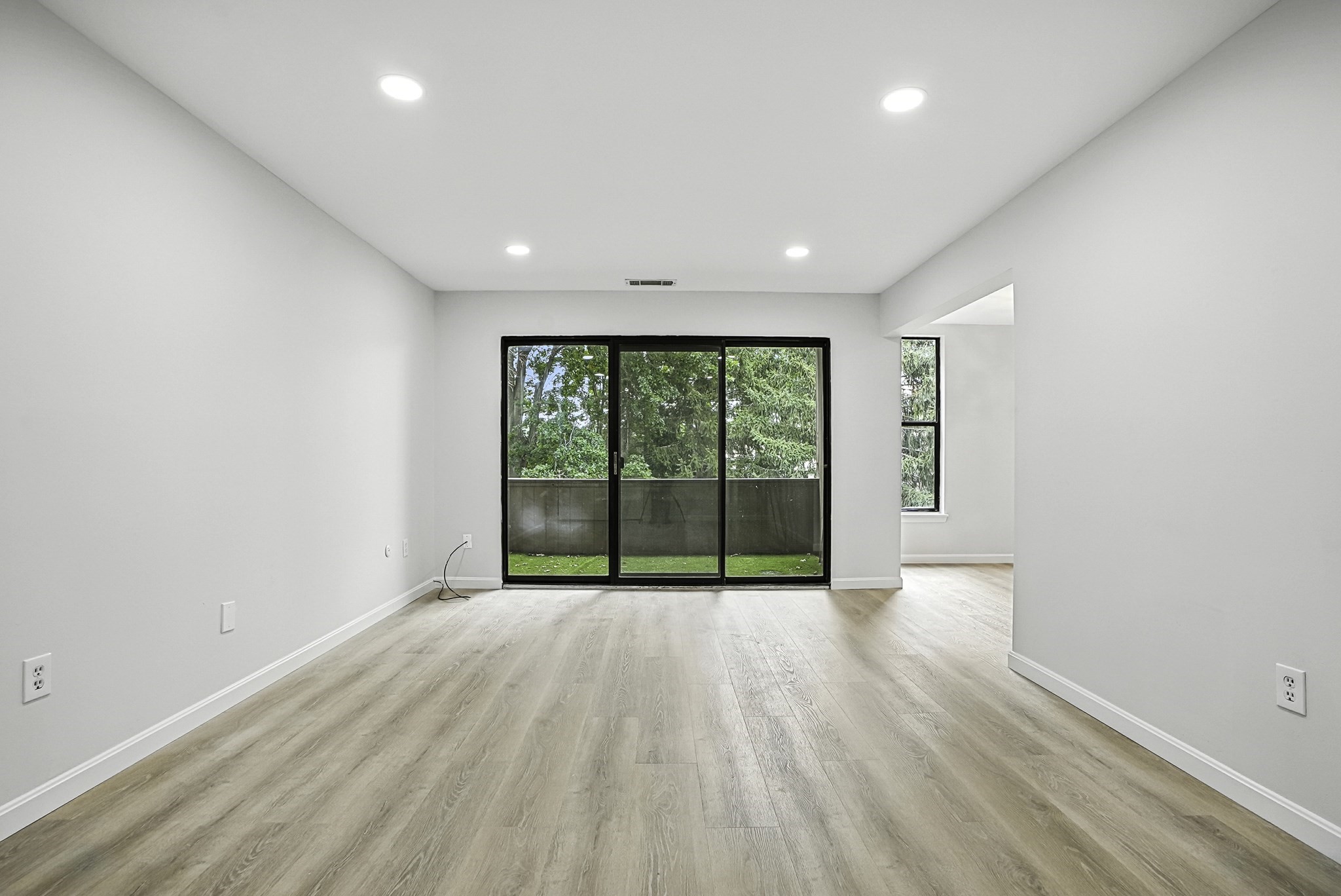 2 Shrewsbury Green Dr # J Property Photo 24