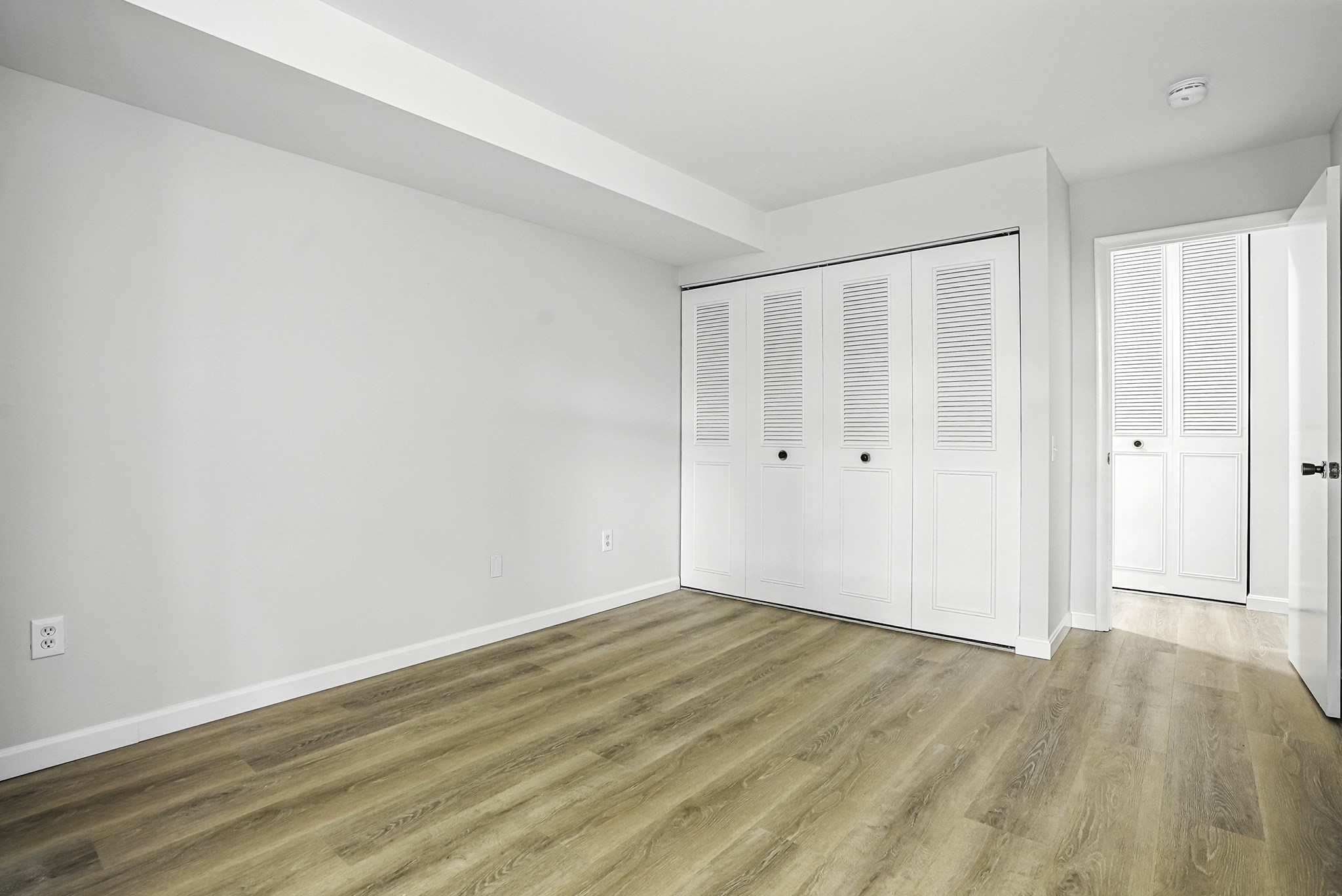 2 Shrewsbury Green Dr # J Property Photo 29