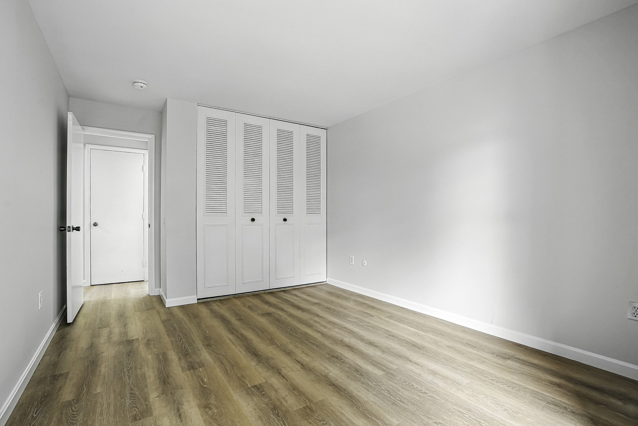 2 Shrewsbury Green Dr # J Property Photo 31