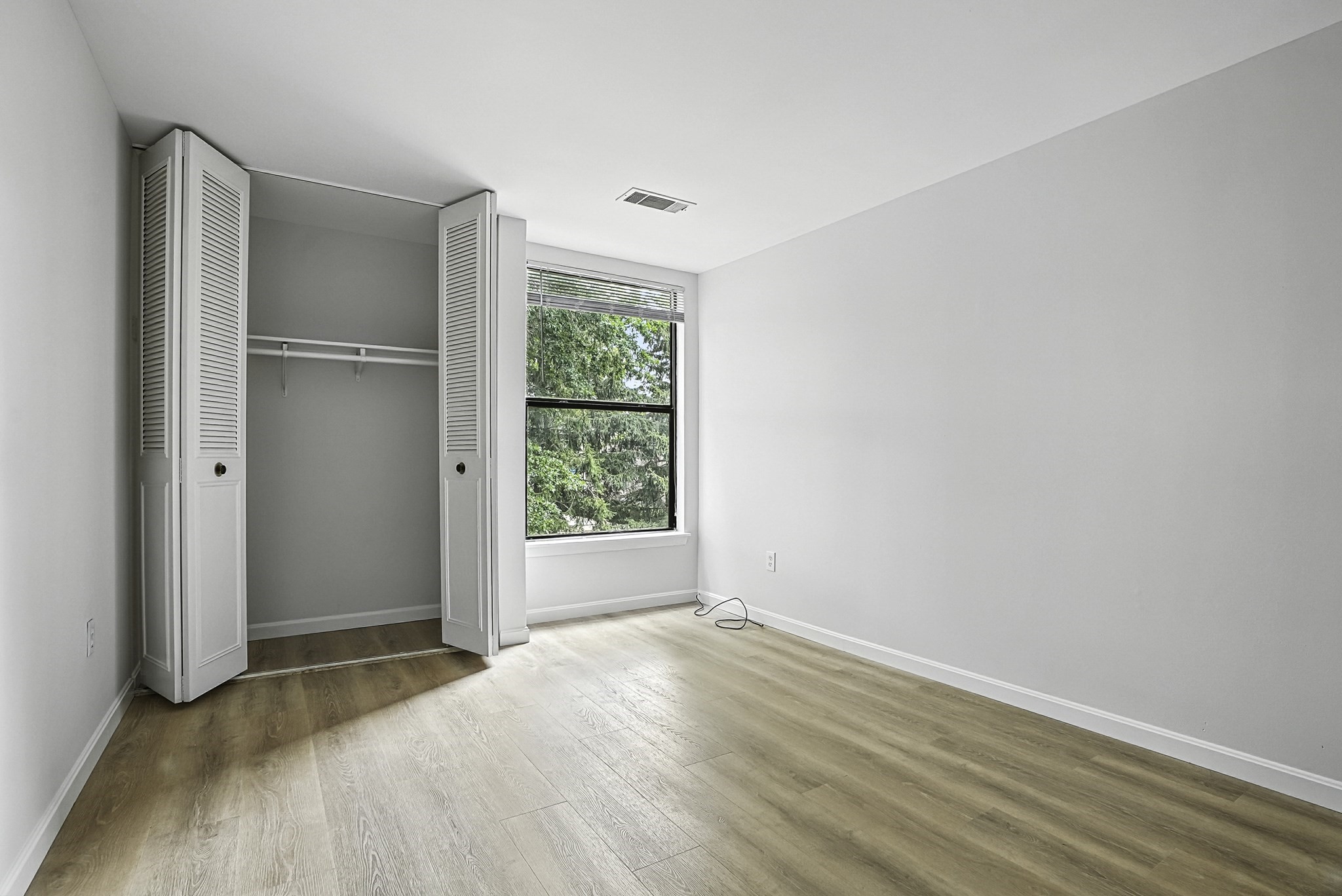 2 Shrewsbury Green Dr # J Property Photo 33