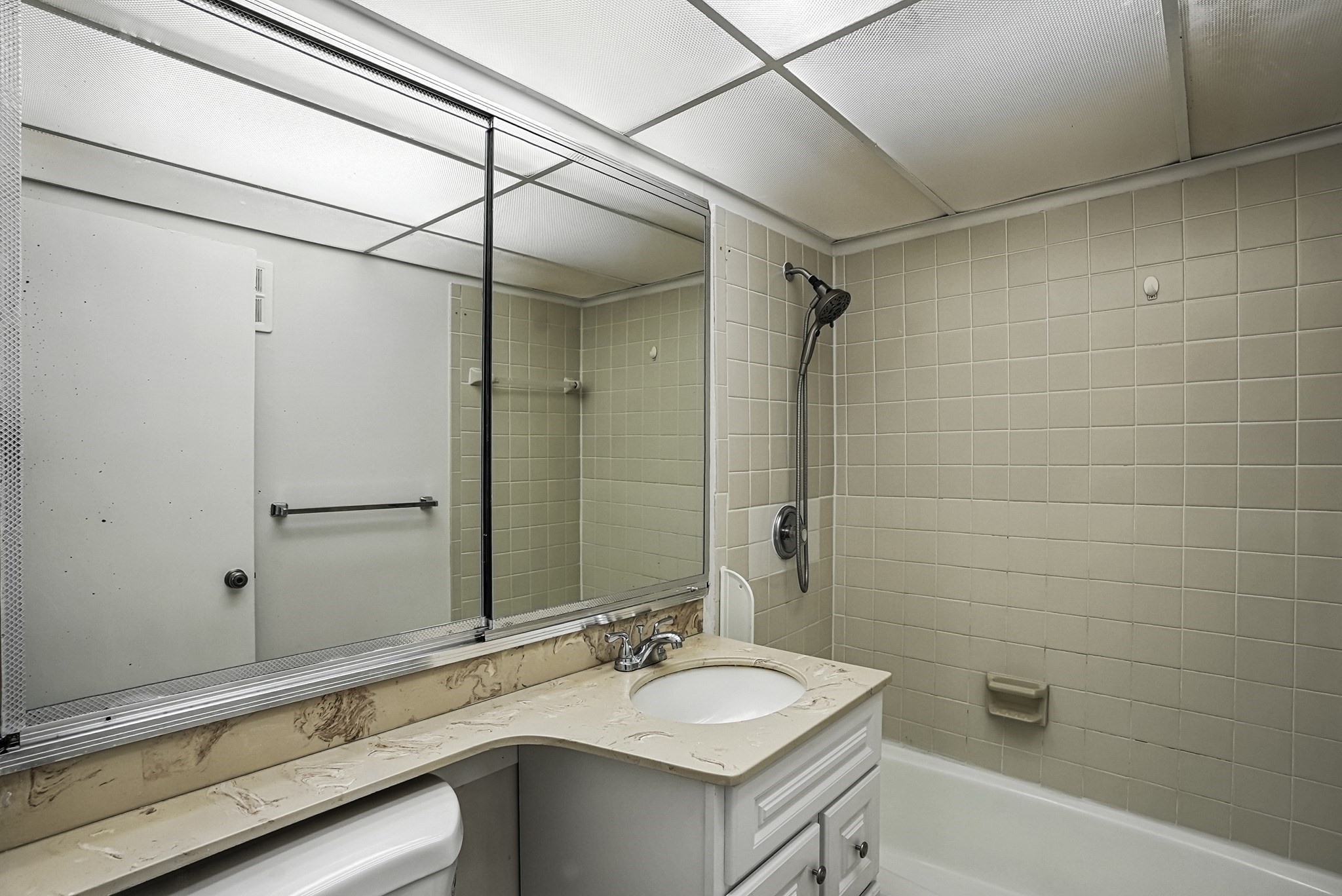 2 Shrewsbury Green Dr # J Property Photo 34
