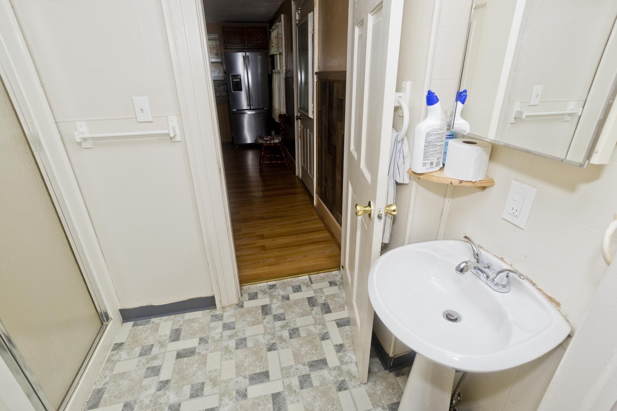 86 Laurence Property Photo 15
