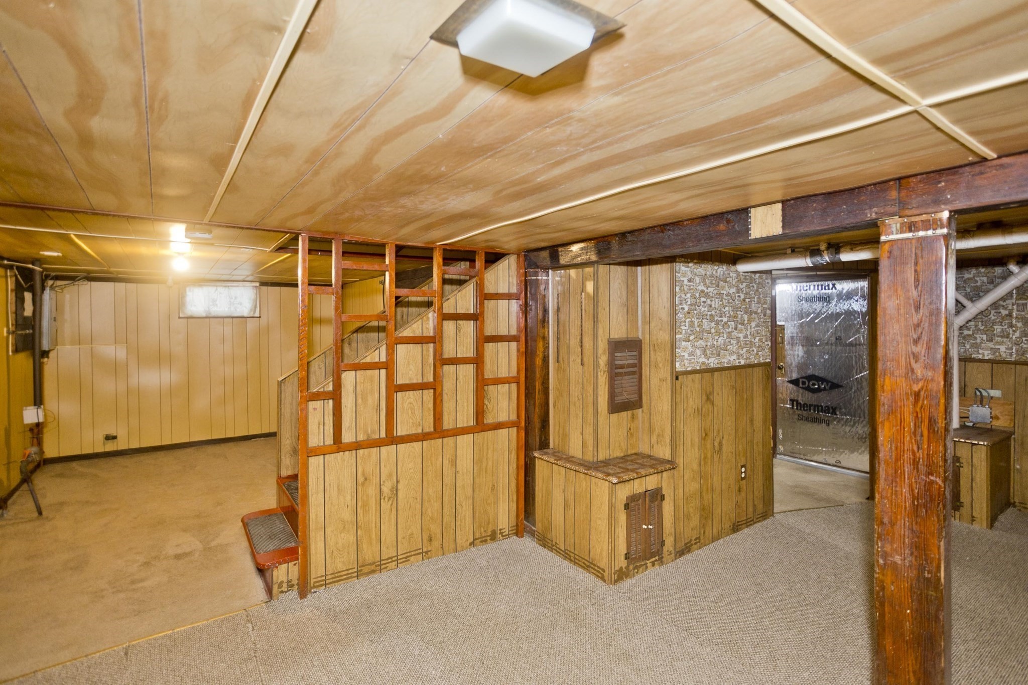 86 Laurence Property Photo 32