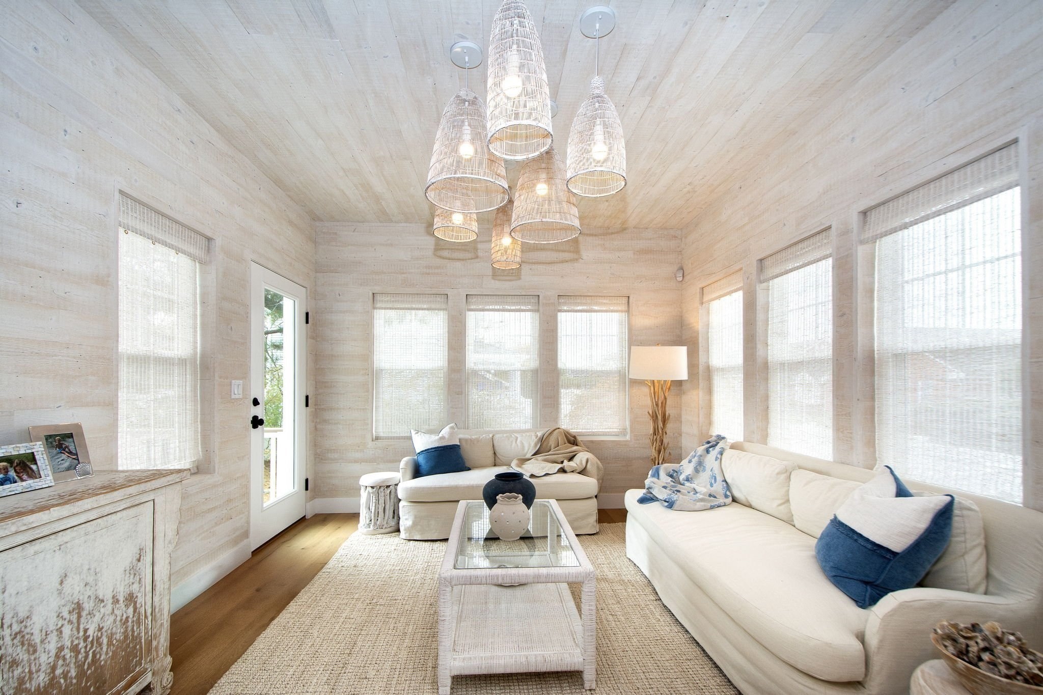 6 Touraine Ave Property Photo 3