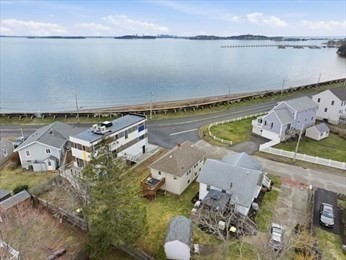 6 Touraine Ave Property Photo 8