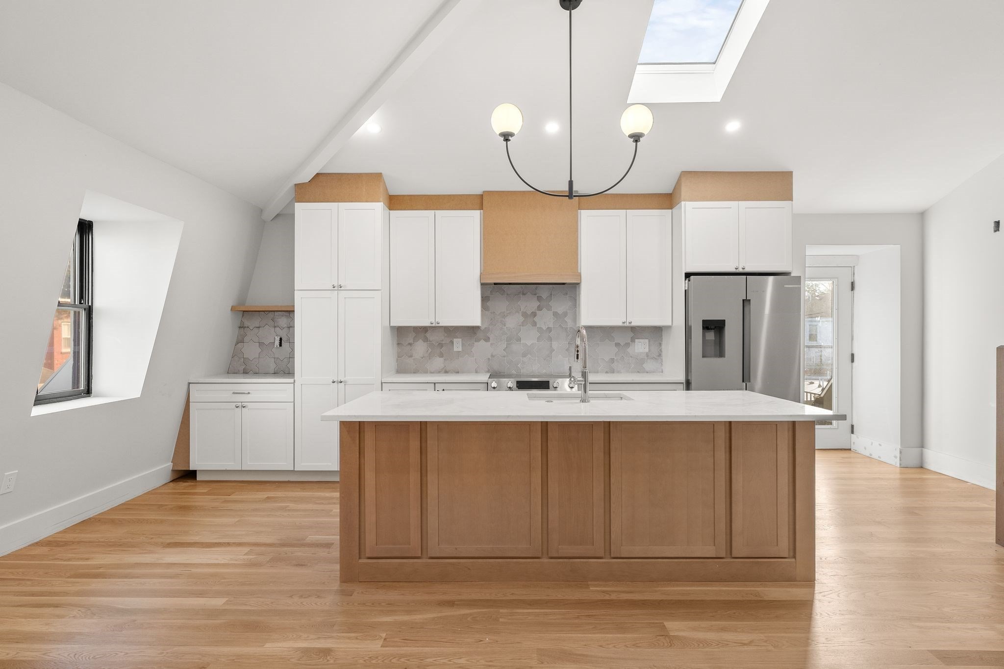 93 Moreland Street # 4 Property Photo 1