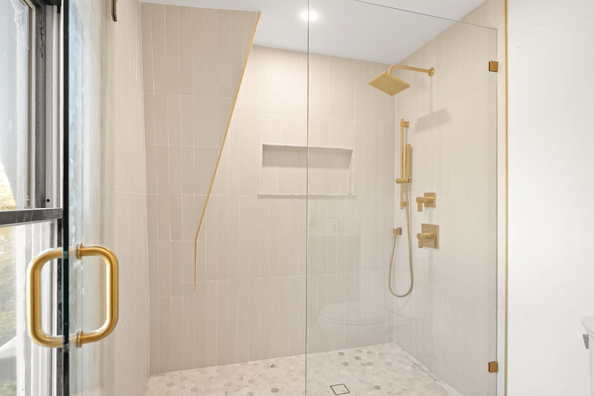 93 Moreland Street # 4 Property Photo 9